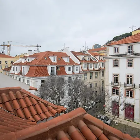 Lovelystay - Distinctive & Unique Next To Se Cathedral Of - 5 Min To Chiado * Lisboa
