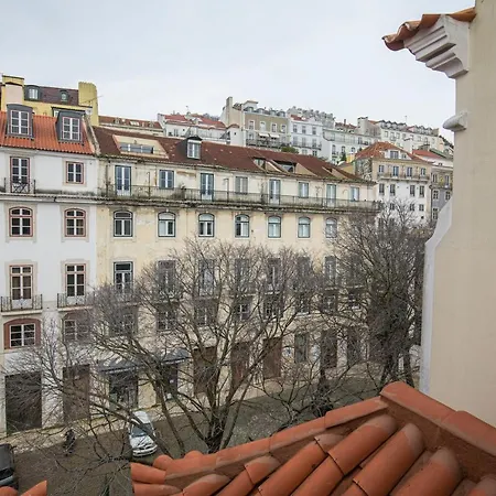 Lovelystay - Distinctive & Unique Next To Se Cathedral Of - 5 Min To Chiado דירה *