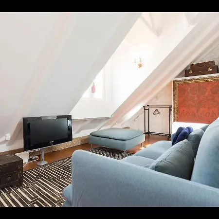 Lovelystay - Distinctive & Unique Next To Se Cathedral Of - 5 Min To Chiado דירה ליסבון